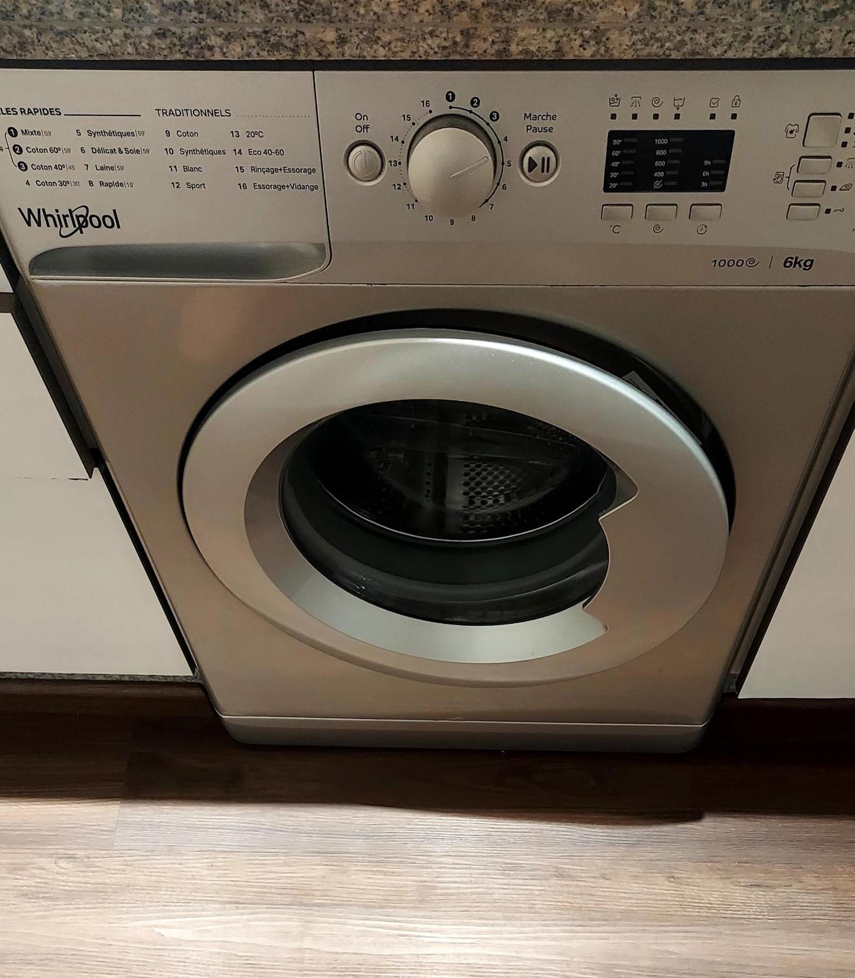 Luxury Downtown Apartment Of 80M2 In Front Of Hassan 2 Mosque And Sea From Family , Pour Famille , Interdit Couples Araabic Non Marie, Forbidden Unmarried Araabic Couples Basement Car Park Казабланка Екстериор снимка